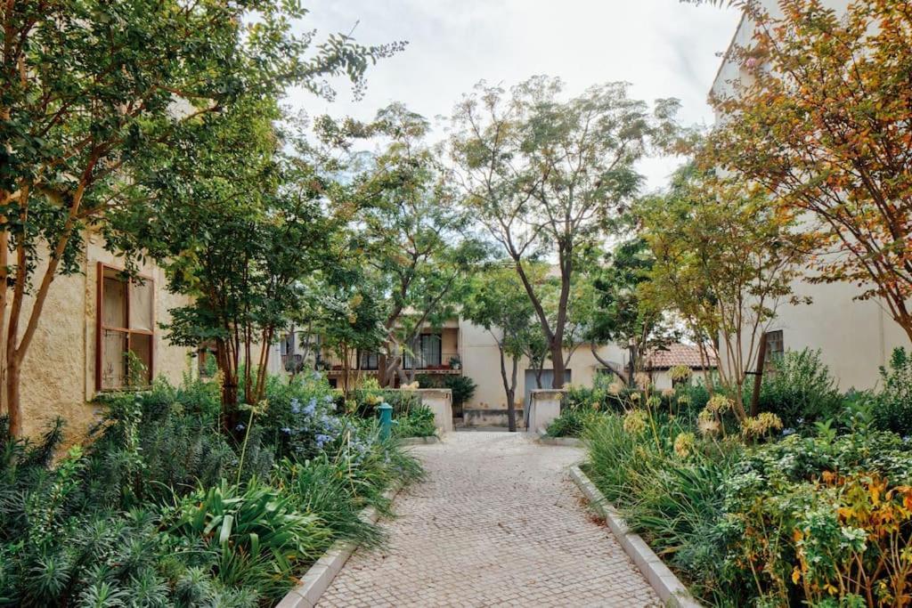 Stunning Medieval Getaway Vic-la-Gardiole Exterior photo